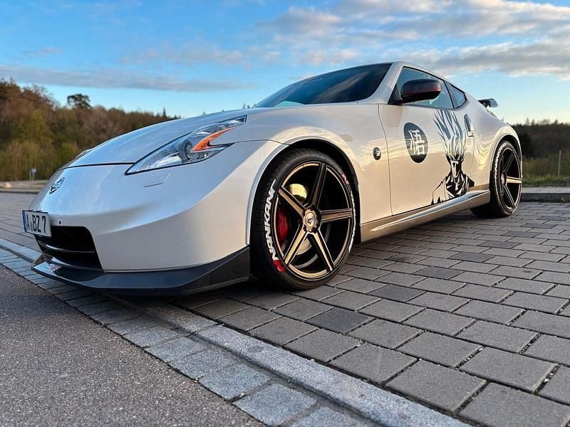 Gebraucht Nissan 370Z Nismo 344 PS (253 kW) 2014 Weiß Coupé