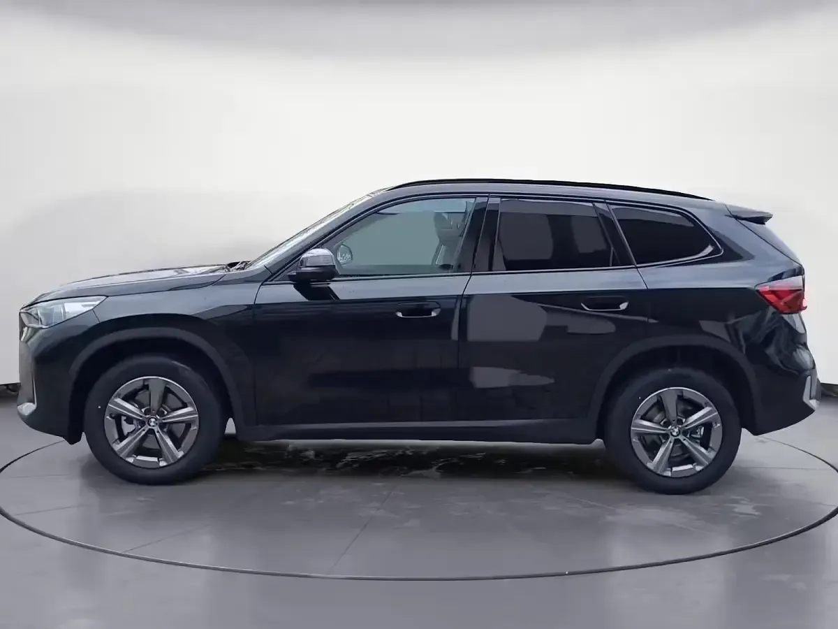 Neu BMW X1 Efficient Dynamics 136 PS (100 kW) 2026 Schwarz SUV