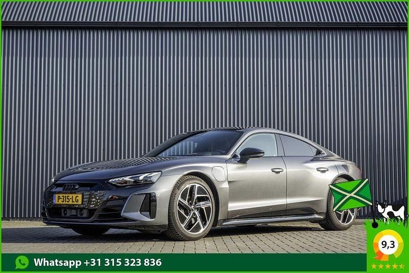 Grau Gebraucht 2022 Audi e-tron GT quattro Sport Limousine | 56.950 € (Superpreis) - Bild 1/4