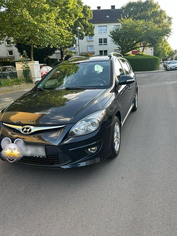 Gebraucht 2011 Hyundai i30 Kombi | 2.100 € (Superpreis) - Bild 1/4