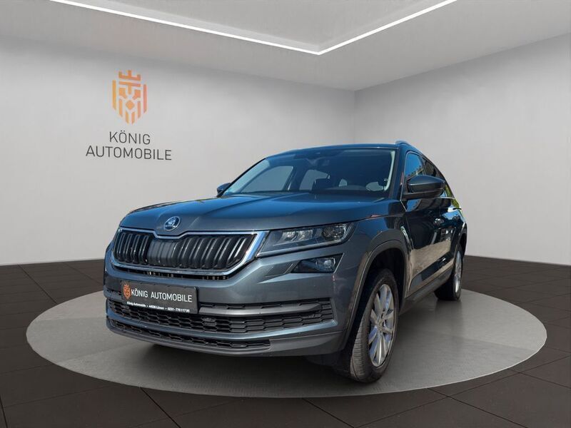 Quarzgrau metallic Gebraucht 2021 Skoda Kodiaq Style SUV | 16.490 € (Guter Preis) - Bild 1/4