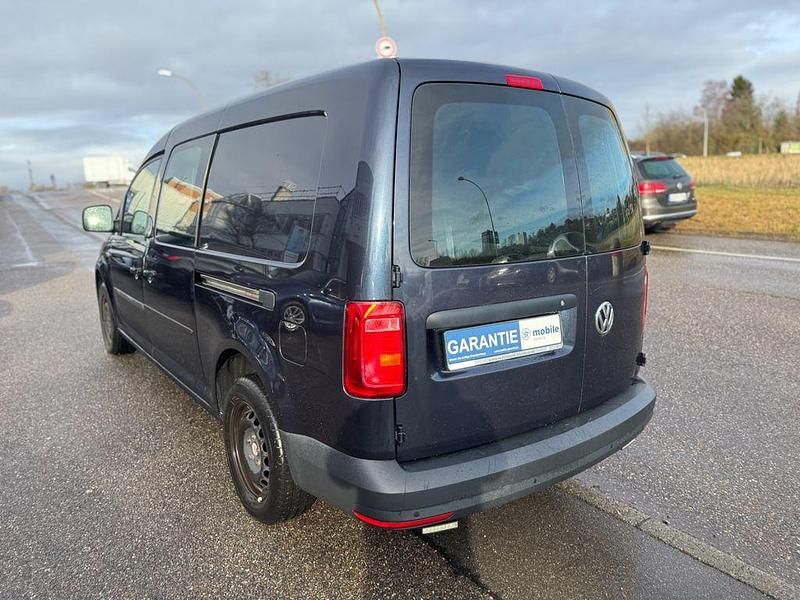 Gebraucht VW Caddy Maxi 110 PS (80 kW) 2019 Blau Van / Kleinbus