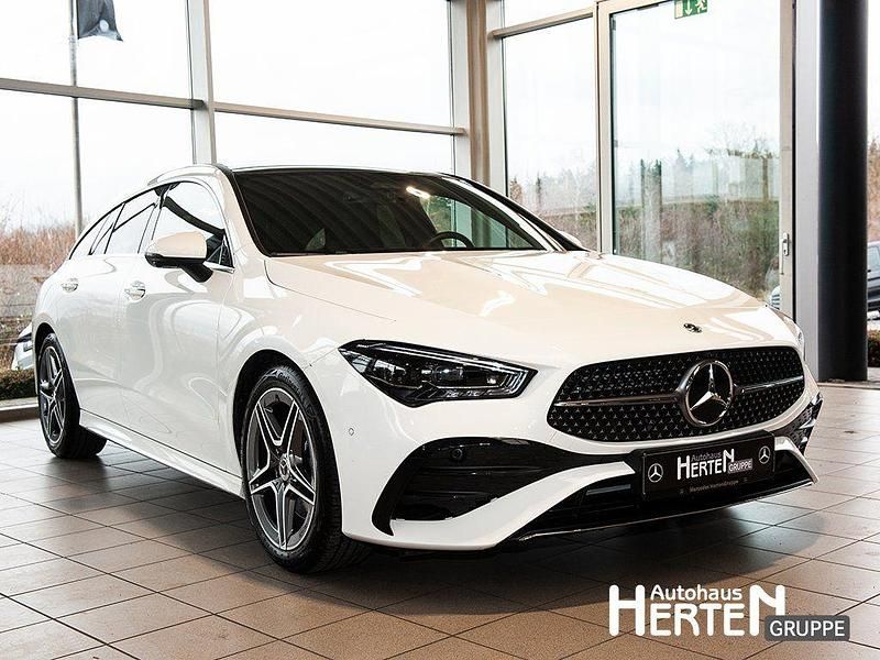 Gebraucht Mercedes CLA200 AMG 150 PS (110 kW) 2024 Unilack polarweiß Limousine