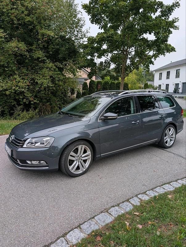 Gebraucht VW Passat Highline 170 PS (125 kW) 2011 Grau Kombi