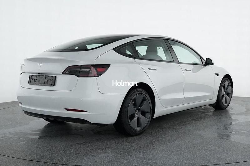 Gebraucht Tesla Model 3 Standard Range 208 kW (283 PS) 2021 Weiß Limousine