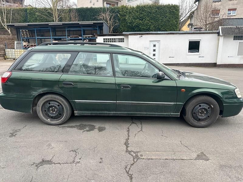 Gebraucht Subaru Legacy 125 PS (91 kW) 2000 Grün Kombi