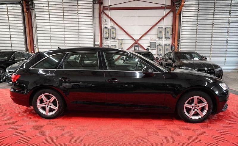 Gebraucht Audi A4 Ambiente 150 PS (110 kW) 2018 Schwarz Kombi