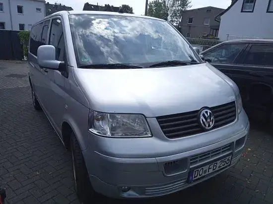 Gebraucht VW T5 102 PS (75 kW) 2008 Silber Van
