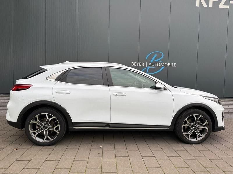 Gebraucht Kia XCeed Vision 105 PS (77 kW) 2022 Weiß SUV
