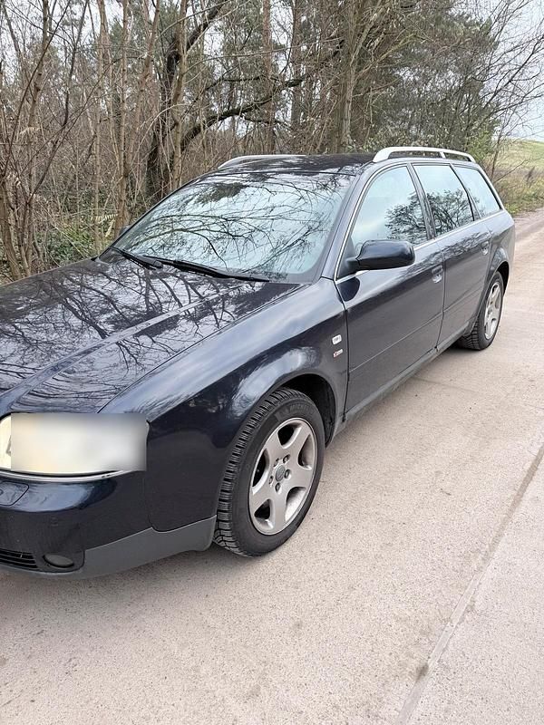 Schwarz Gebraucht 2001 Audi A6 Kombi | 2.000 € (Guter Preis) - Bild 1/4