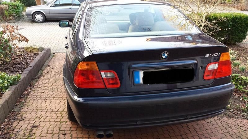 Gebraucht BMW 330 231 PS (169 kW) 2000 Blau Limousine