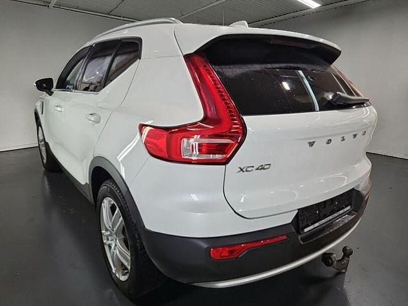 Gebraucht Volvo XC40 Plus 261 PS (191 kW) 2022 Weiß SUV