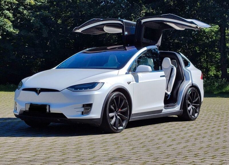 Weiß Gebraucht 2016 Tesla Model X SUV | 34.900 € (Superpreis) - Bild 1/4