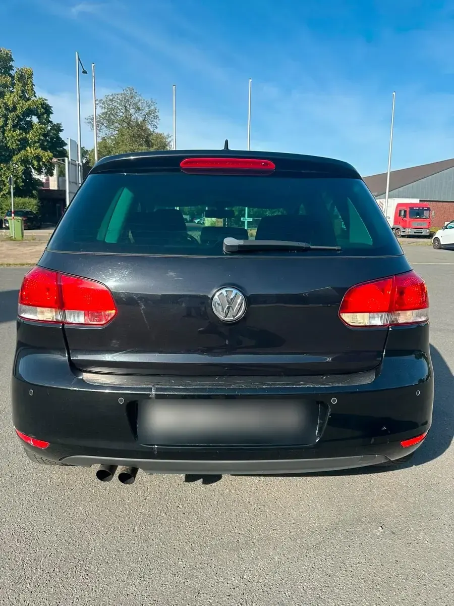 Gebraucht VW Golf VI 160 PS (117 kW) 2011 Schwarz Limousine