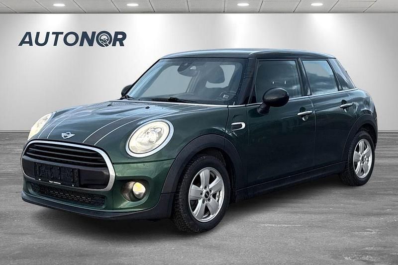 Gebraucht Mini Cooper 136 PS (100 kW) 2018 Grün Kleinwagen