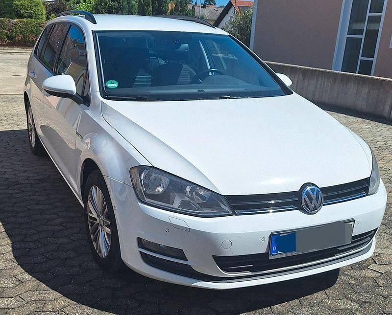 Weiß Gebraucht 2014 VW Golf VII Kombi | 6.800 € (Fairer Preis) - Bild 1/4