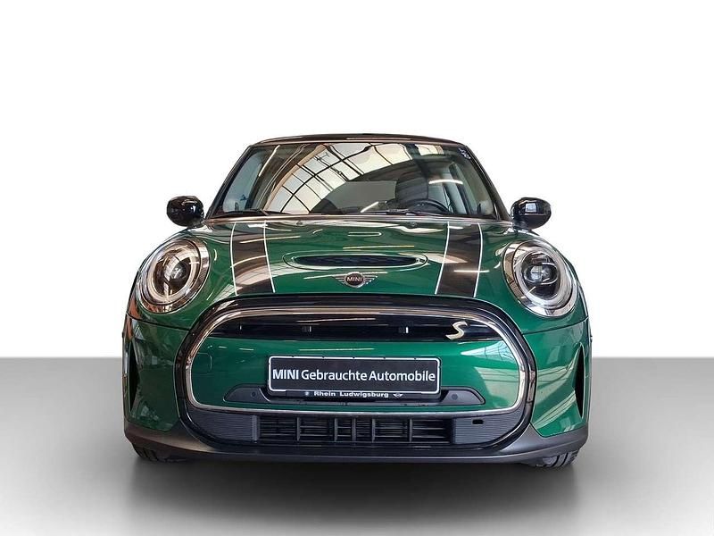 Gebraucht Mini Cooper SE 135 kW (184 PS) 2023 British racing green metallic Kleinwagen