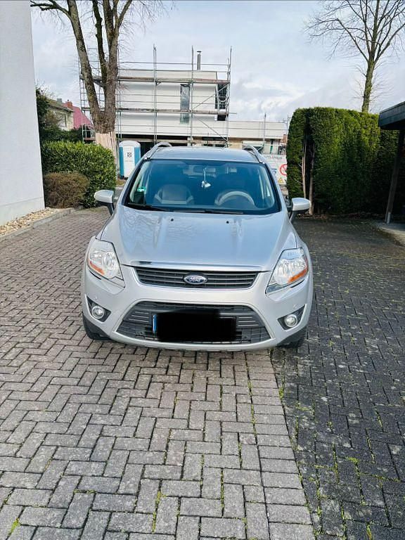 Gebraucht Ford Kuga 140 PS (102 kW) 2011 Silber SUV