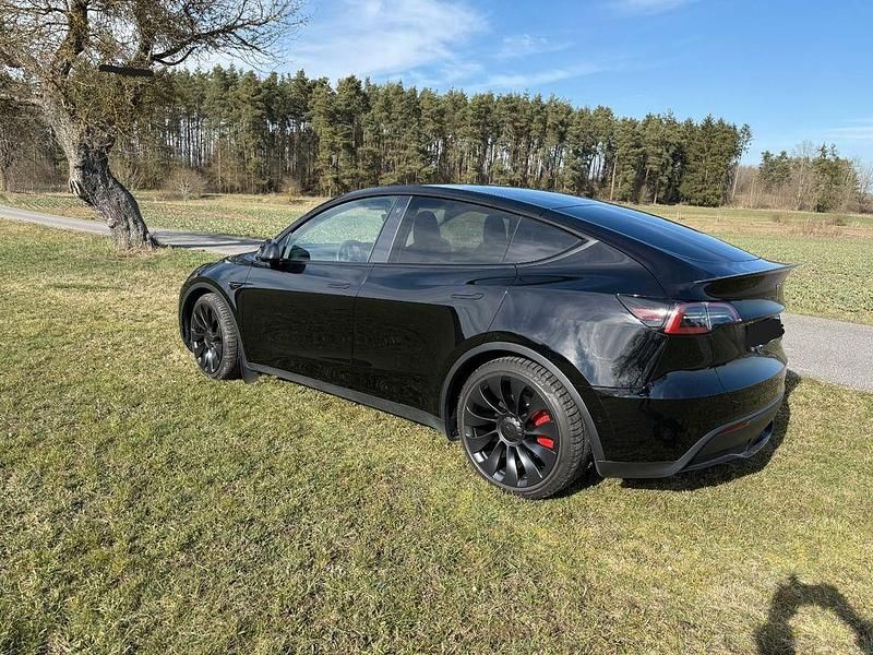 Gebraucht Tesla Model Y Performance 377 kW (513 PS) 2022 Schwarz SUV