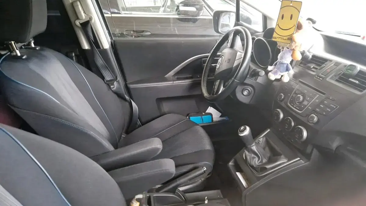 Gebraucht Mazda 5 116 PS (85 kW) 2012 Blau Van / Kleinbus