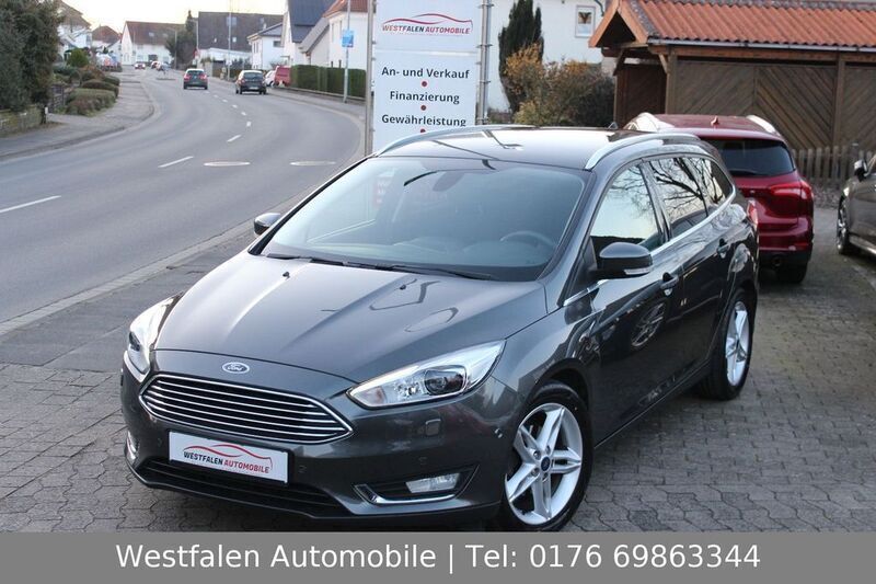 Grau Gebraucht 2016 Ford Focus Titanium Kombi | 11.690 € (Fairer Preis) - Bild 1/4