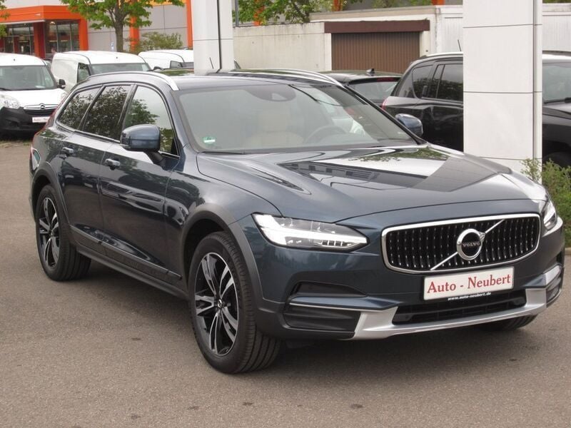 Denim blue (metallic) Gebraucht 2019 Volvo V90 CC Pro Kombi | 27.950 € (Guter Preis) - Bild 1/4