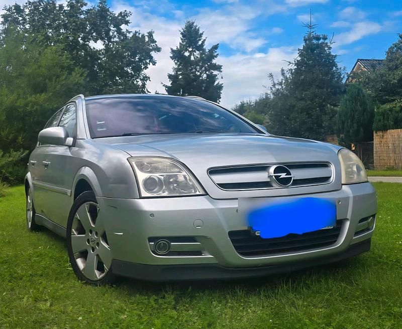 Silber Gebraucht 2004 Opel Signum Kleinwagen | 1.250 € (Fairer Preis) - Bild 1/4