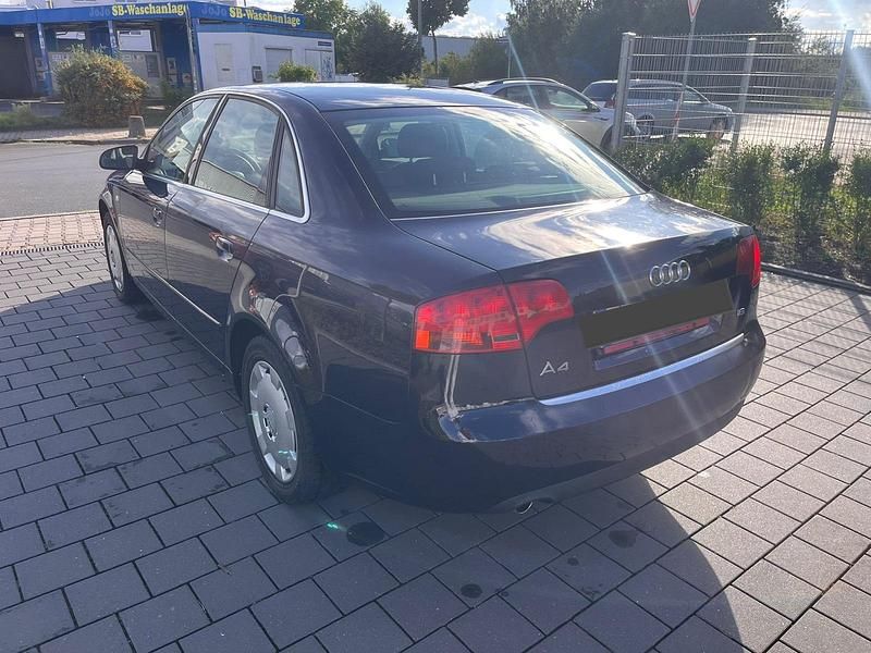 Blau Gebraucht 2006 Audi A4 Limousine | 1.850 € (Superpreis) - Bild 1/4