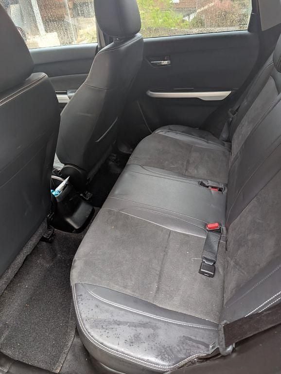 Usado Suzuki Vitara 120 HP (88 kW) 2018 Laranja SUV