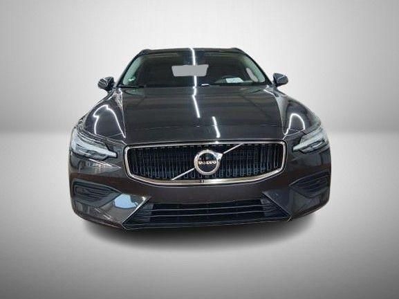 Gebraucht Volvo V60 163 PS (119 kW) 2024 Grau Kombi