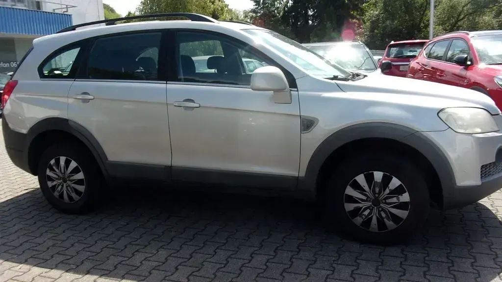 Gebraucht Chevrolet Captiva LS 136 PS (100 kW) 2008 Grau SUV