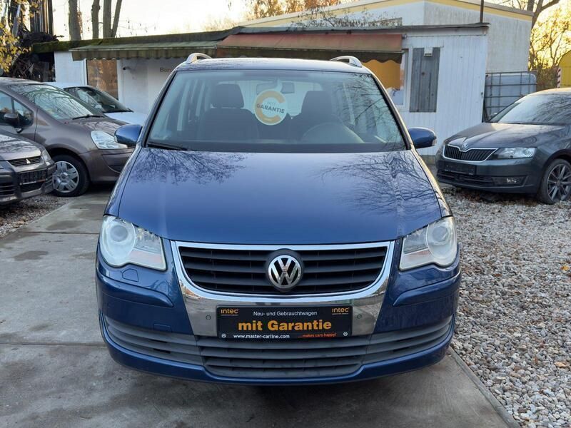 Blau Gebraucht 2007 VW Touran Trendline Van / Kleinbus | 3.999 € (Fairer Preis) - Bild 1/4