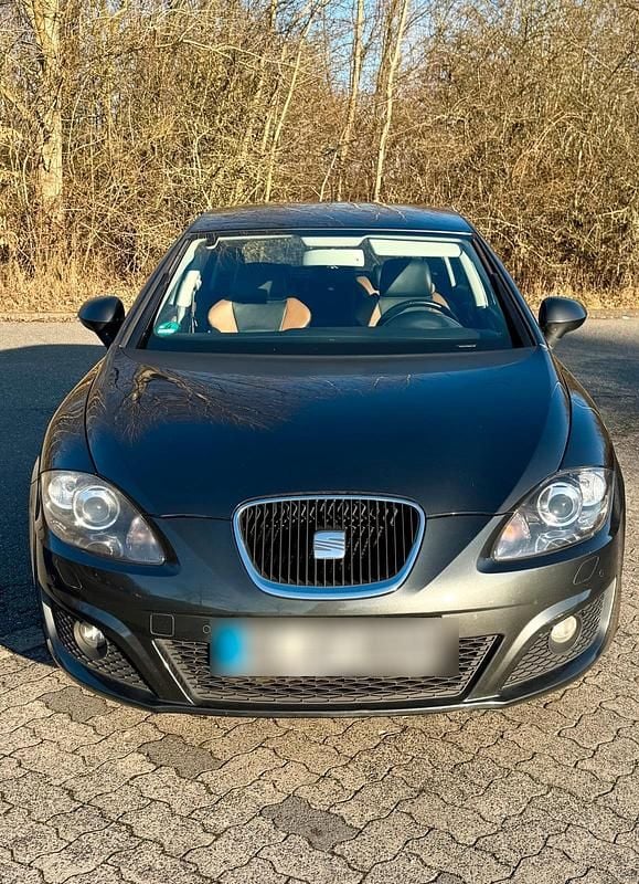 Gebraucht Seat Leon Style 160 PS (117 kW) 2011 Grau Kleinwagen