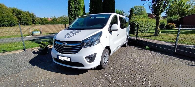 Weiß Gebraucht 2019 Opel Vivaro Van | 25.000 € - Bild 1/4