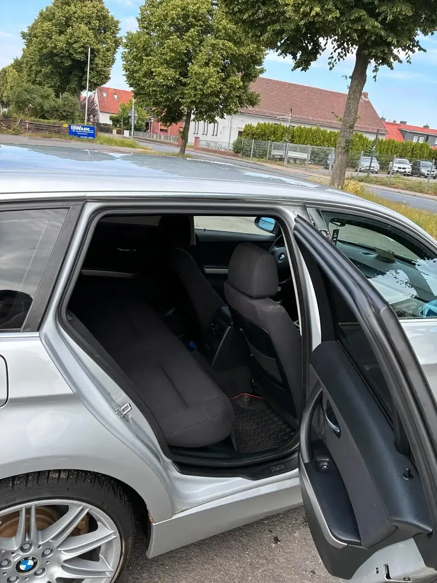 Gebraucht BMW 330 231 PS (169 kW) 2006 Grau Kombi