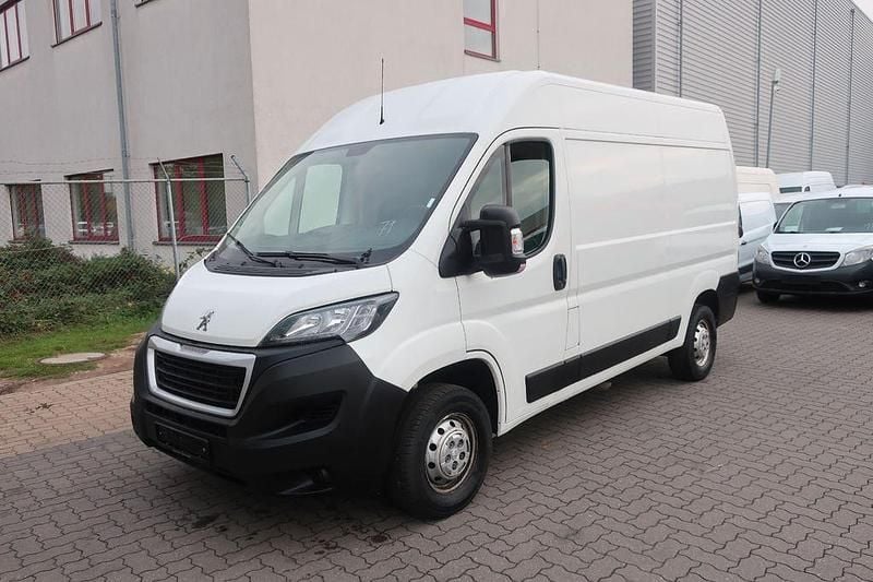 Weiß Gebraucht 2021 Peugeot Boxer S Van | 11.900 € (Superpreis) - Bild 1/4