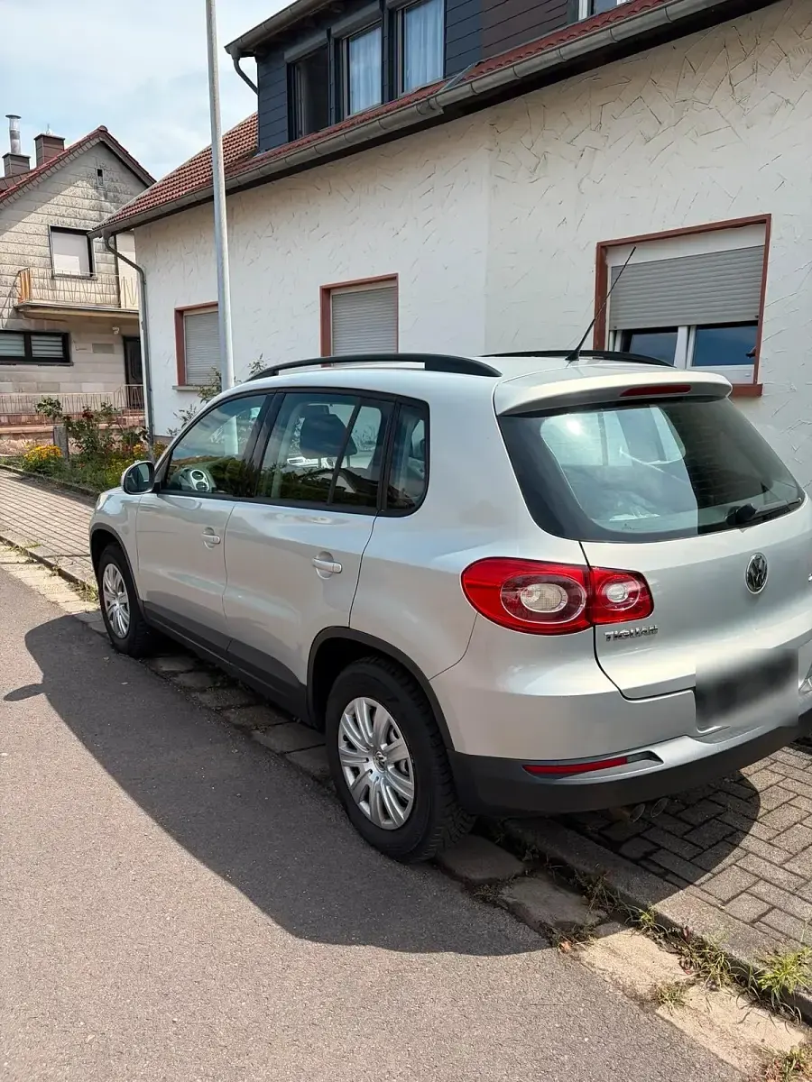Gebraucht VW Tiguan 140 PS (102 kW) 2009 Gold SUV