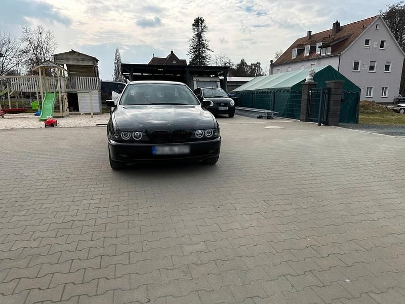 Gebraucht BMW 520 Basis 150 PS (110 kW) 1996 Schwarz Limousine
