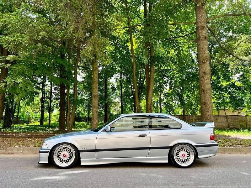 Silber Gebraucht 1997 BMW 318 M Sport Coupé | 7.500 € (Teuer) - Bild 1/4