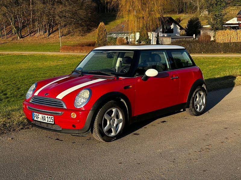 Usata Mini Cooper 116 CV (85 kW) 2003 Rosso Utilitaria