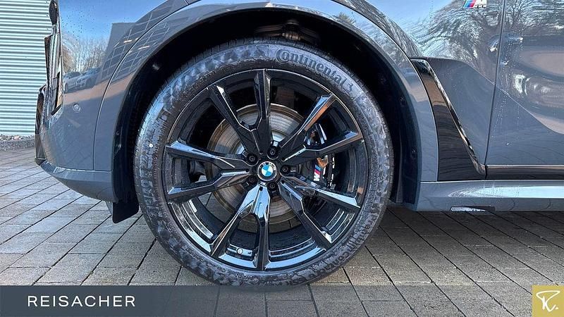Neu BMW X7 Performance 352 PS (258 kW) 2025 Grau SUV