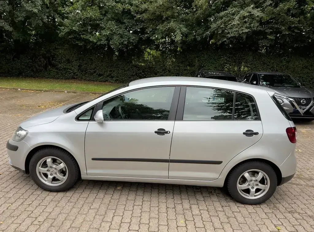 Gebraucht VW Golf Plus 116 PS (85 kW) 2005 Silber Van / Kleinbus