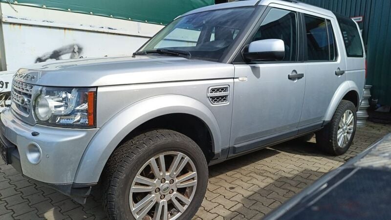 Gebraucht Land Rover Discovery 4 SE 211 PS (155 kW) 2012 Silber SUV