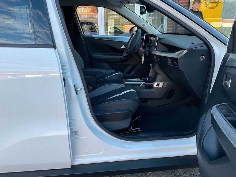 Gebraucht Opel Frontera 145 PS (106 kW) 2025 Weiß SUV