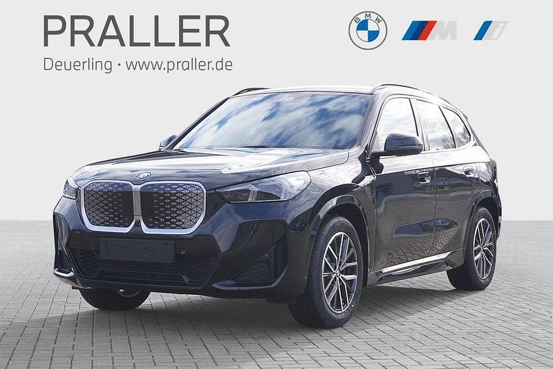 Saphirschwarz Gebraucht 2026 BMW iX1 M Sport SUV | 56.900 € (Fairer Preis) - Bild 1/4