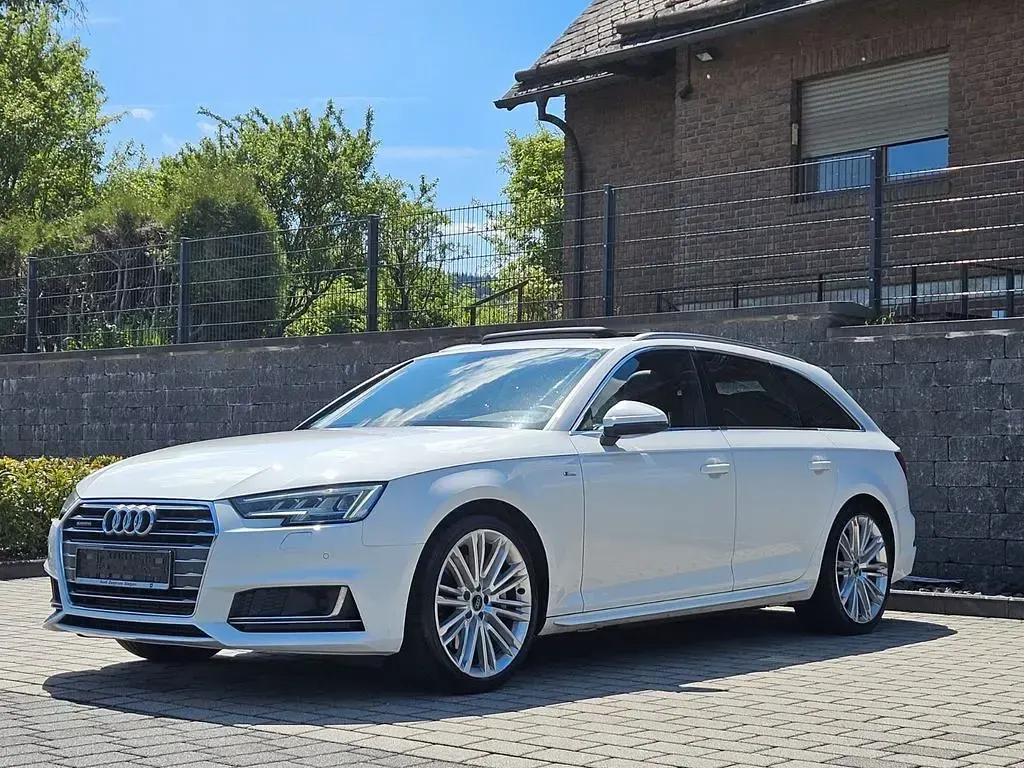Gebraucht Audi A4 Sport 272 PS (200 kW) 2016 Weiß Limousine