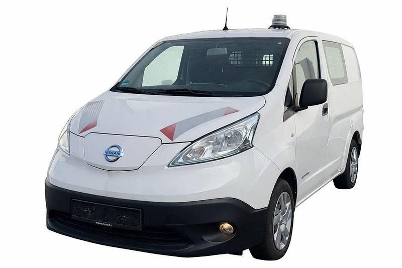 Weiß Gebraucht 2020 Nissan e-NV200 Van / Kleinbus | 10.999 € (Superpreis) - Bild 1/4