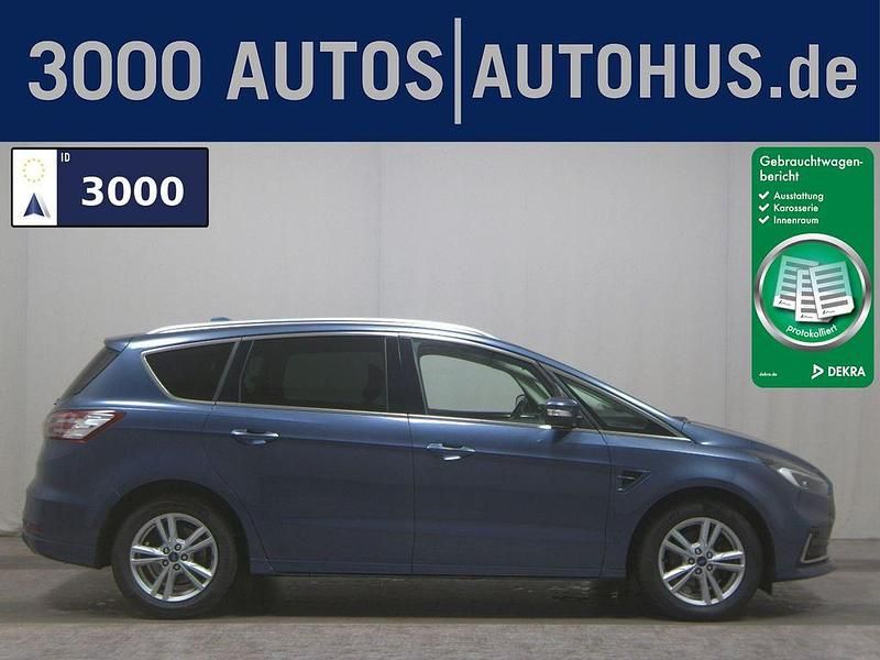 Blau Gebraucht 2020 Ford S-MAX Titanium Van / Kleinbus | 13.780 € (Superpreis) - Bild 1/4