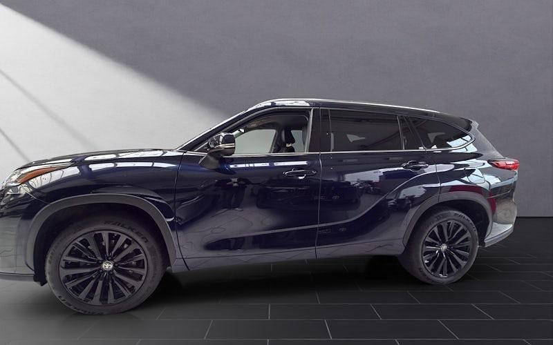 Gebraucht Toyota Highlander Luxury 248 PS (182 kW) 2024 Blau SUV