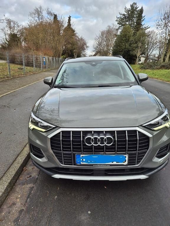 Gebraucht Audi Q3 Advanced 150 PS (110 kW) 2021 Grau SUV